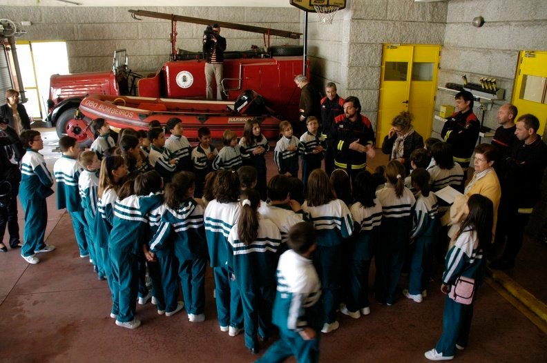 Visita escolar al parque de bomberos de Ourense
10,30h