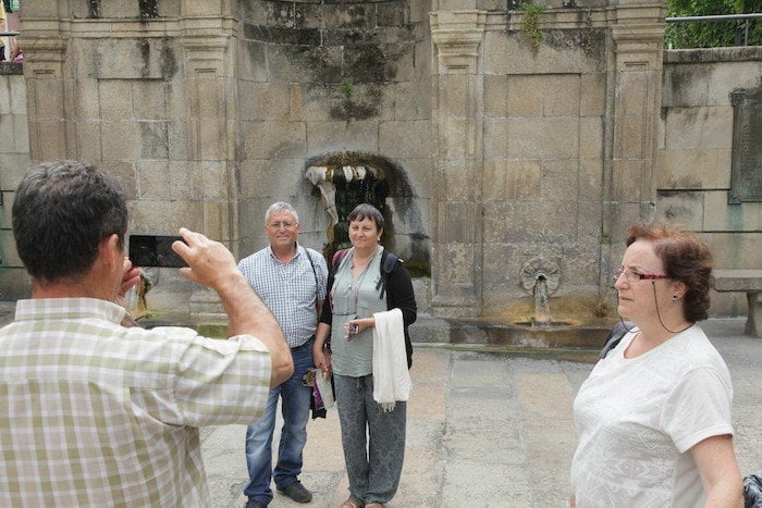 Ourense. 24-06-2016. Turistas por San Juan en Ourense. Paz