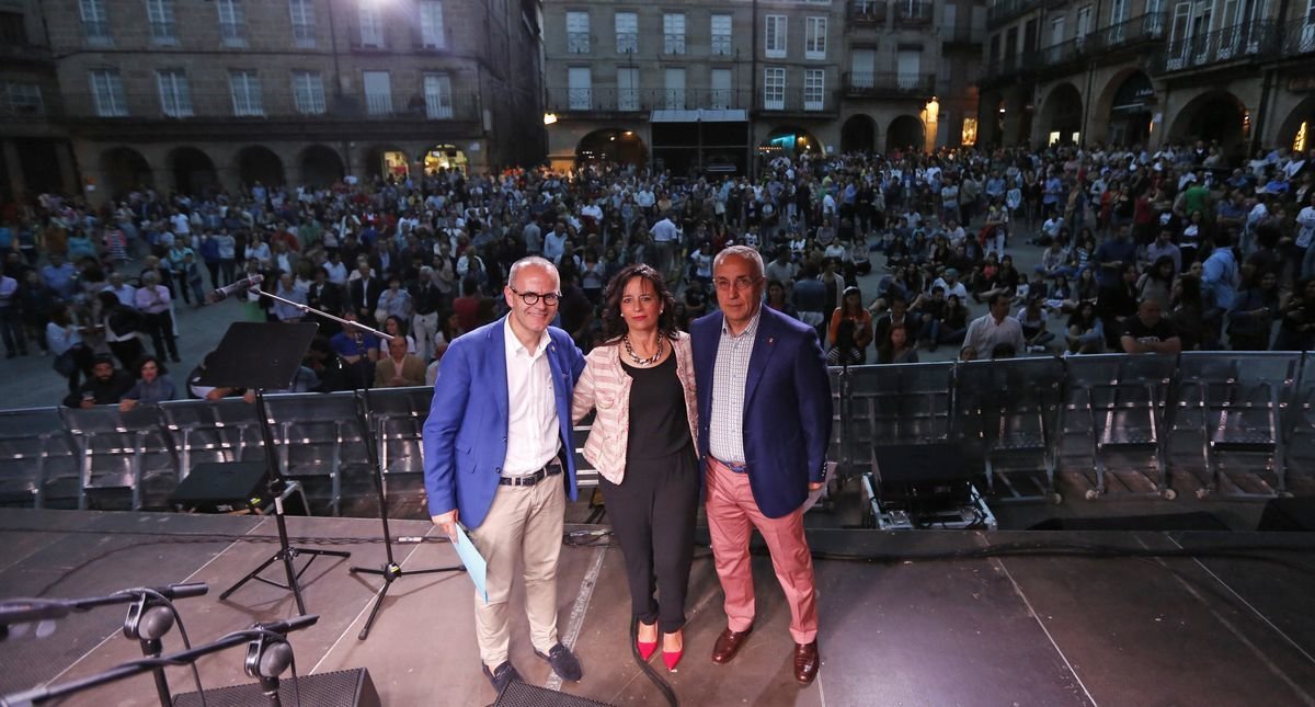 Ourense. 25-06-16. Local. Pregón das festas de Ourense e concerto de Xoel López na Praza Maior.
Foto: Xesús Fariñas