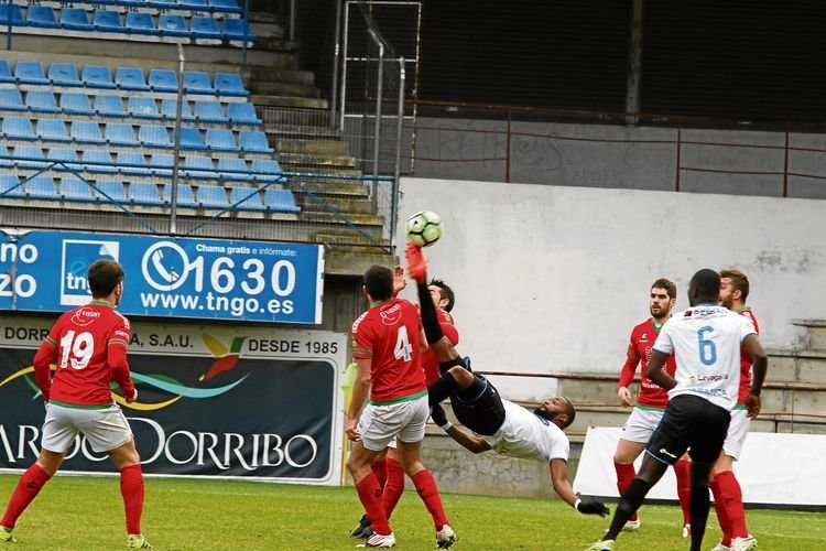 Futbol. Preferente Galicia Sur. Ourense CF - Estradense. Ivan Dacal