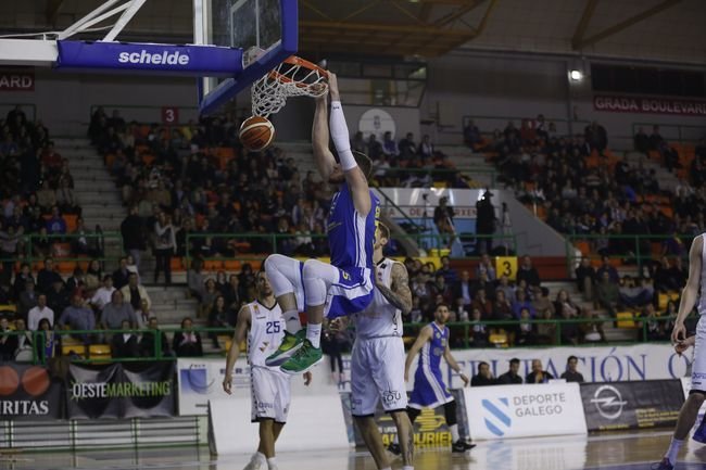 Ourense. 31-03-17. Deportes. Partido de basket entre o Cob e o Burgos.
Foto: Xesús Fariñas