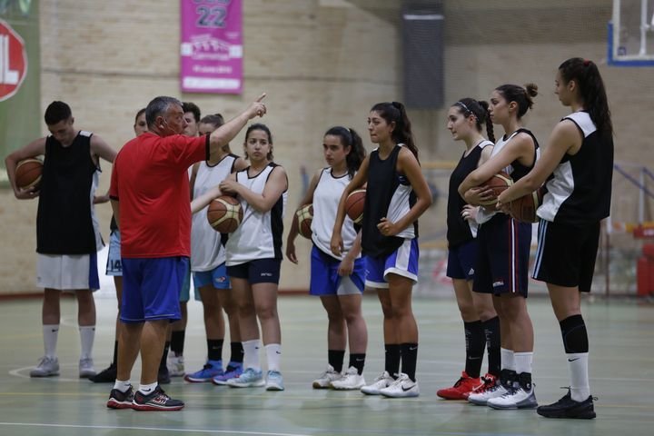 Ourense. 25-06-17. Deportes. Campus avanzado de basket en Carmelitas.
Foto: Xesús Fariñas