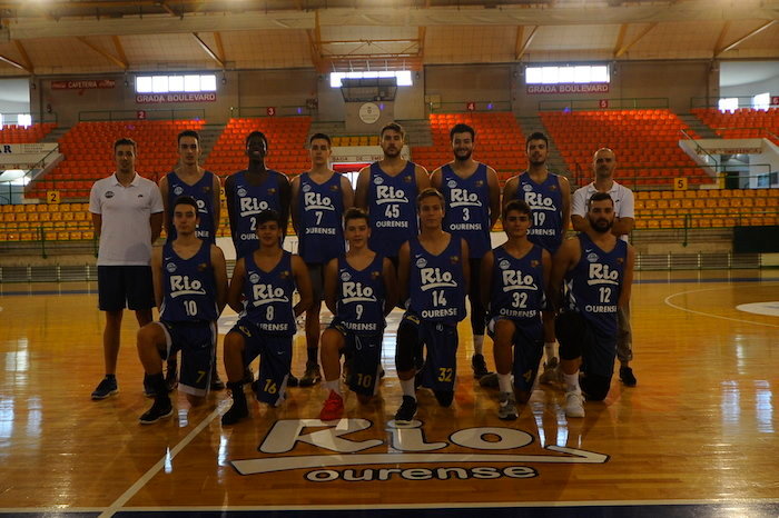 Equipo de baloncesto COB B
4-10-17