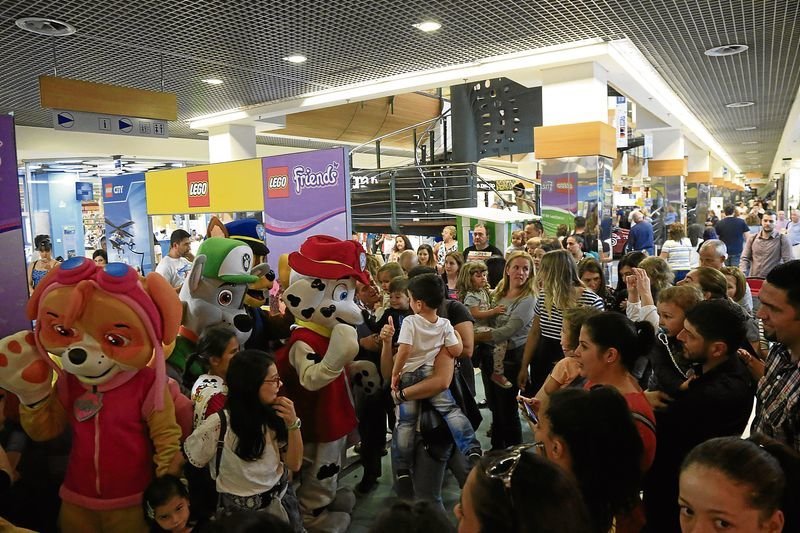 Ourense 14-10-2017, centro comercial, actividad niños