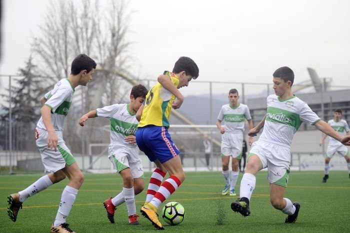 Ourense 10/2/18
Fútbol  en Os Remedios
Pabellon - Arosa