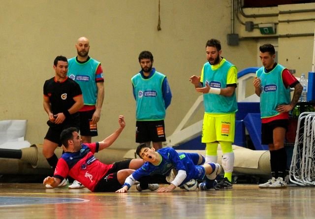 Ourense 
Fútbol sala masculino en Os Remeios,derby provincial 

Carballiño-Sala Ourense