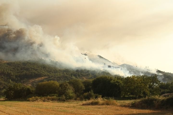 Vilaza, (29.08.2018). Incendio en el monte de Vilaza.