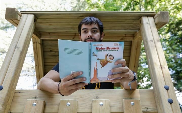OURENSE( O Carballiño) 06/08/2018 Pablo Nogueira escritor de cuentos infantiles .Vida..Iago Cortón