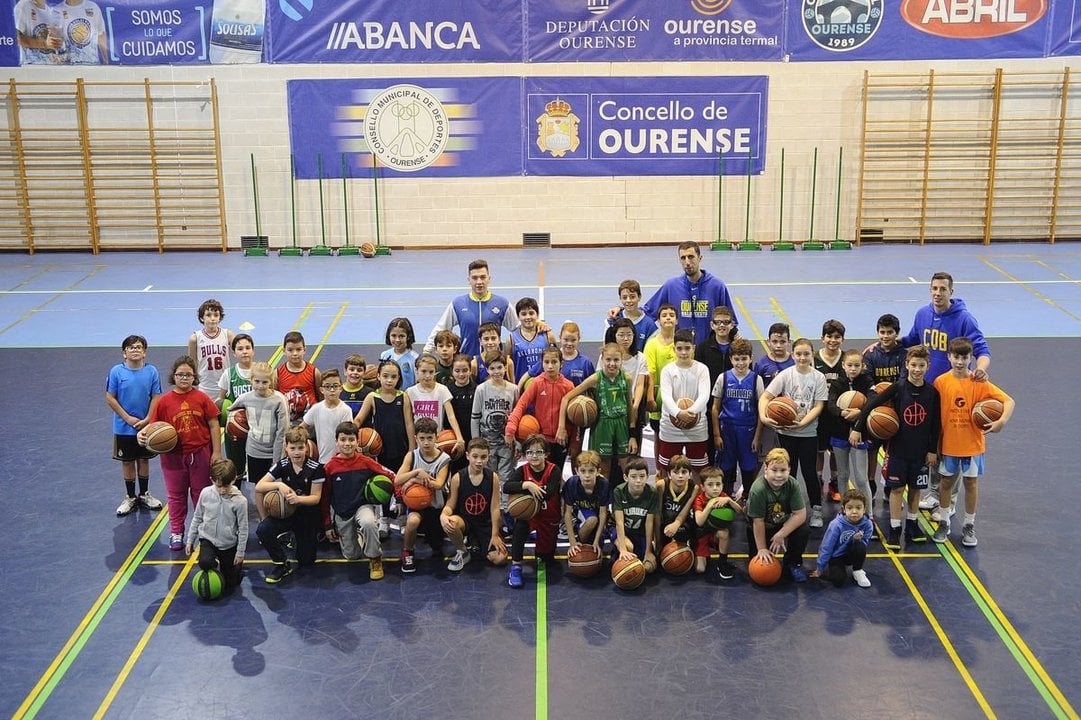 Ourense 26/12/19
Campus de baloncesto en pabellón O Pompeo

Fotos Martiño Pinal