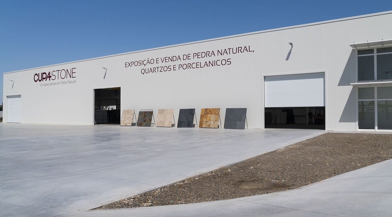 Instalaciones del nuevo centro de distribución del grupo valdeorrés, en Lisboa.