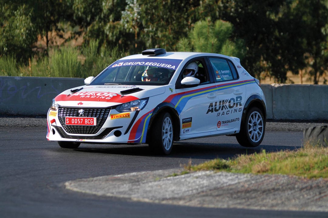 Carlos Sampayo y José Franco debutarán con el Peugeot 208 Rally4 en el Ribeira Sacra (MIGUEL ÁNGEL).