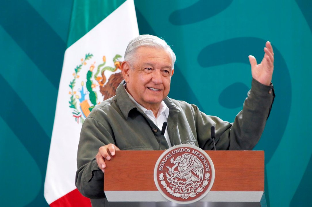 El necio López Obrador esconde tras sus mentiras todos los problemas de su país.
