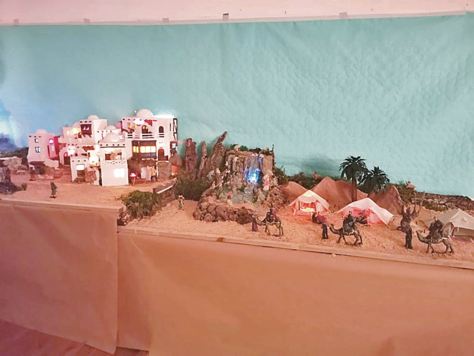 Figuras del belén de Juan José Rodríguez, en Petín.