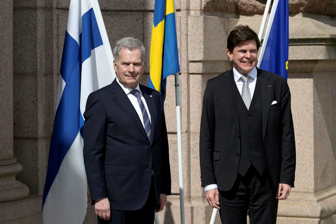 El presidente de Finlandia y el presidente del parlamento de Suecia (EFE)