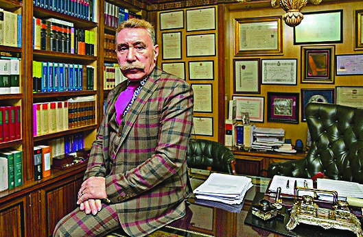 El abogado de las estrellas, Marcos García-Montes