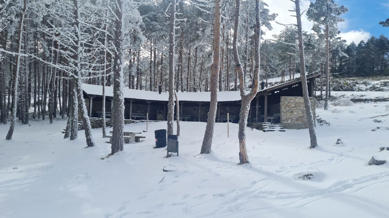 Nieve en la Estación de Montaña Manzaneda.