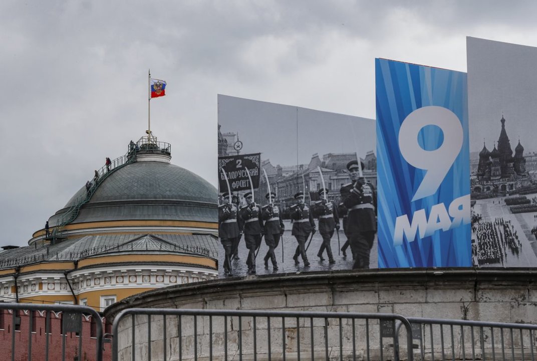 Preparativos ayer en la Plaza Roja de Moscú para el desfile militar del 9 de mayo.