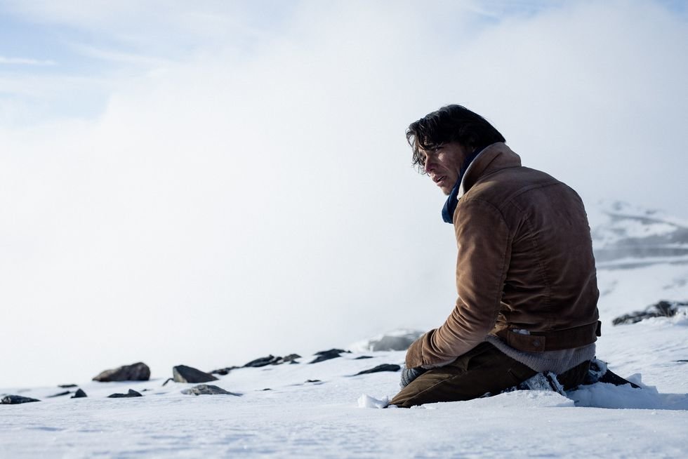 Fotograma de la película "La sociedad de la nieve".