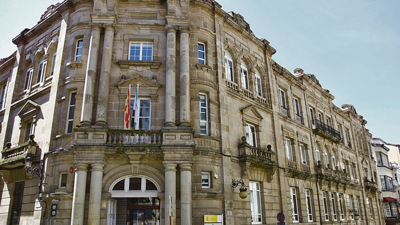 Edificio de Hacienda en Ourense (Foto: La Región).
