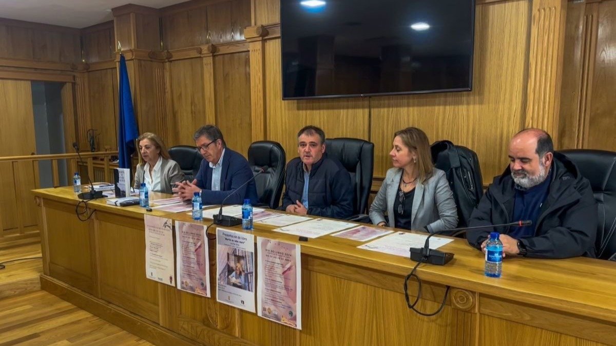 Presentación con Lisi da Silva, Carlos Gómez, Amador Díaz, Rochi Nóvoa y José Manuel García.