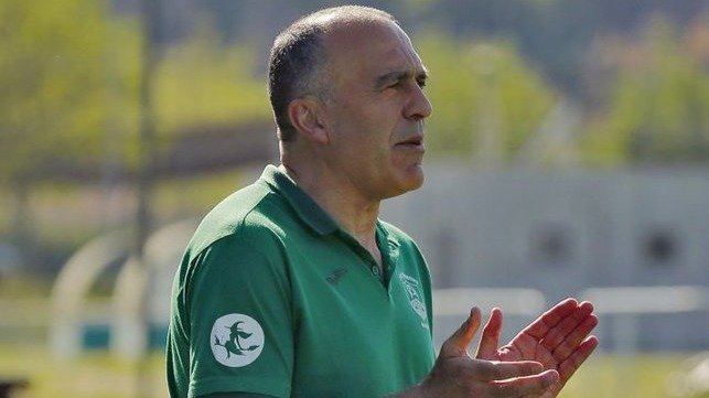 Regal, entrenador del Allariz (Foto: Marcos Atrio).