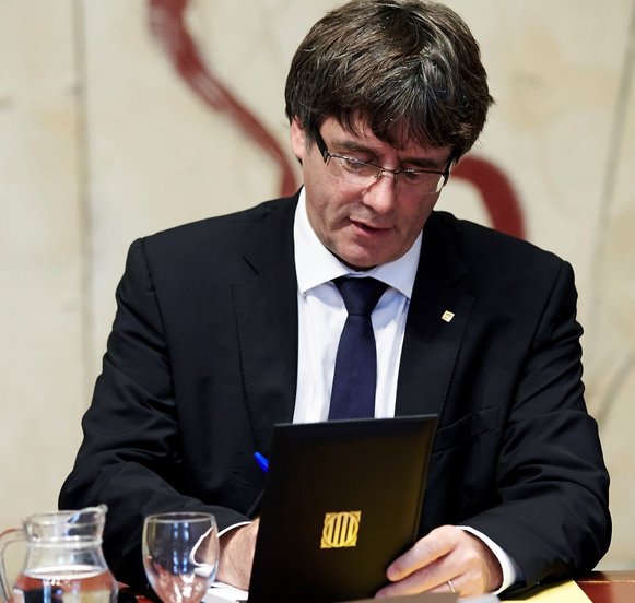 Carles Puigdemont, durante la última reunión semanal del gobierno catalán.