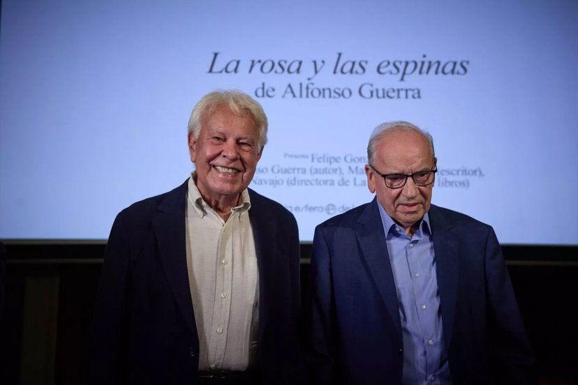 Felipe González y Alfonso Guerra, el pasado miércoles, en Madrid.