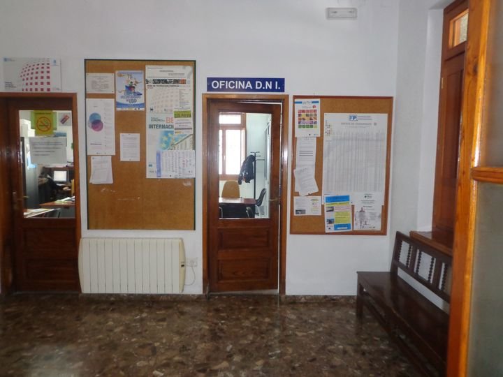 Oficina que ocupa la unidad itinerante de la Policía Nacional.