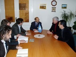 Xosé Carballido (derecha), durante una reunión en Budapest con representantes de la FAO.