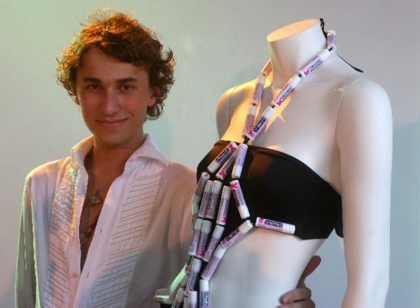 El modisto colombiano Esteban Cortázar, nuevo diseñador del Prét-à-Porter de Ungaro