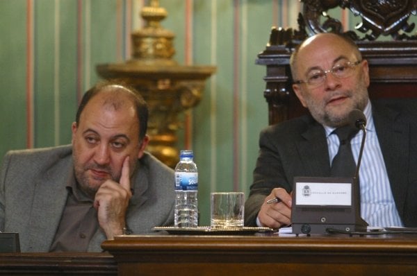 Sánchez Vidal y Rodríguez durante el pleno. (Foto: Daniel Atanes)