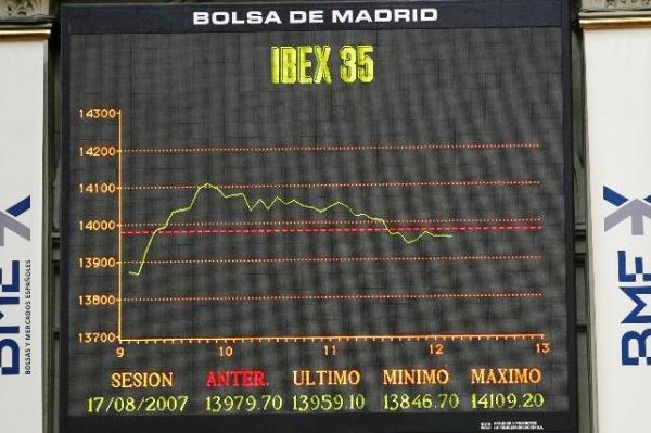 Panel de valores de la Bolsa de Madrid.