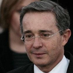 Alvaro Uribe.