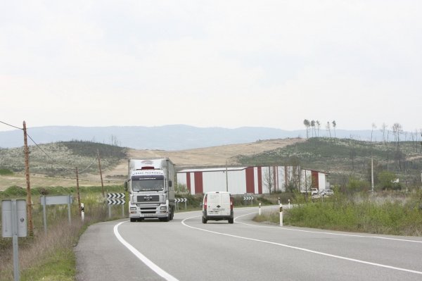 Obras de la autovía que unirá Verín con Feces de Abaixo, en la frontera con Portugal.  (Foto: Miguel Angel)