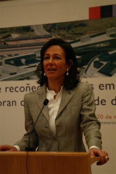 Ana Patricia Botín, en su comparecencia. (Foto: J.V. Landín)
