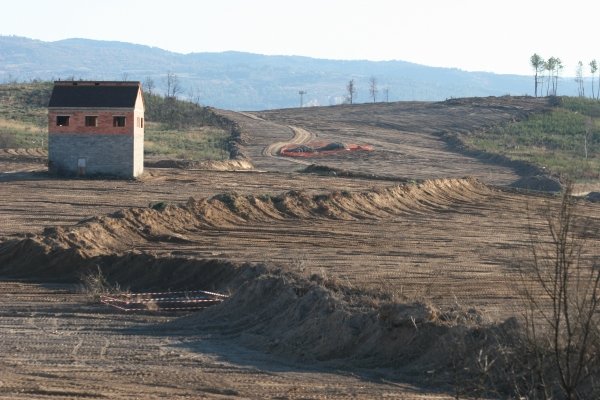 Imagen de las obras de la nueva autovía entre Verín y Portugal (Foto: Xesús Fariñas)