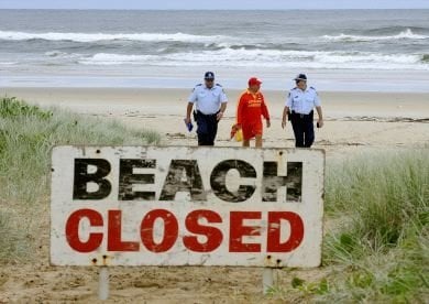 Playa cerrada en Australia por la amenaza de tiburones.