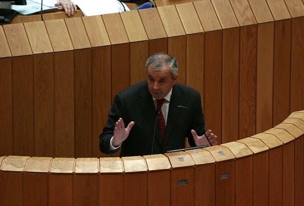 Manuel Vázquez, en el Parlamento. (Foto: Oscar Corral)