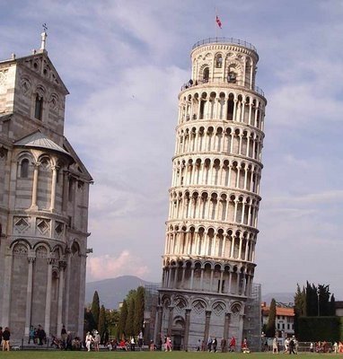 La torre de Pisa aún tiene equilibrio para rato.