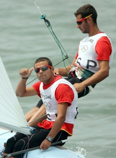 Onán Barreiros y Aarón Sarmiento al final de una regata. (Foto: Adi Weda)