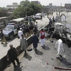 Bombardeo en Azizabaz