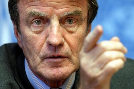 Bernard Kouchner (Foto: Archivo )