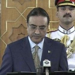 Asif Alí Zardari, en una imagen de televisión.