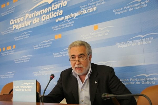Miguel Santalices.
