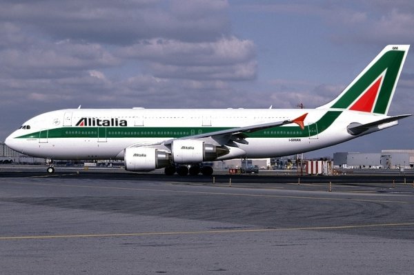 Imagen de archivo de un avión de la flota de Alitalia.