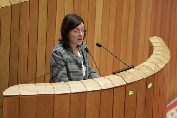 Laura Sánchez Piñón, en el Parlamento gallego. (Foto: Xoán Crespo)