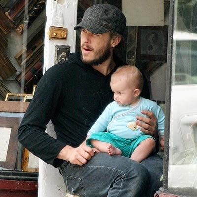 Heath Ledger, con su hija Matilda, en una imagen de archivo.