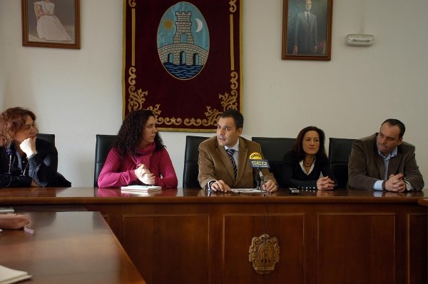  Rosa Arcos, Marcos Blanco, María Vázquez y Pablo García, en la presentación. (Foto: Martiño Pinal)