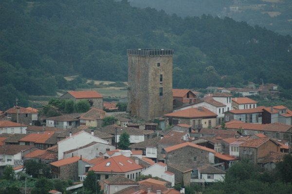 La Torre do Homenaxe, en Vilanova dos Infantes. (Foto: Archivo)