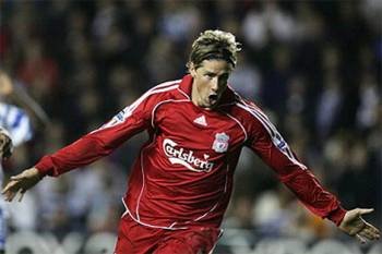 Fernando Torres celebra un gol marcado con el Liverpool.